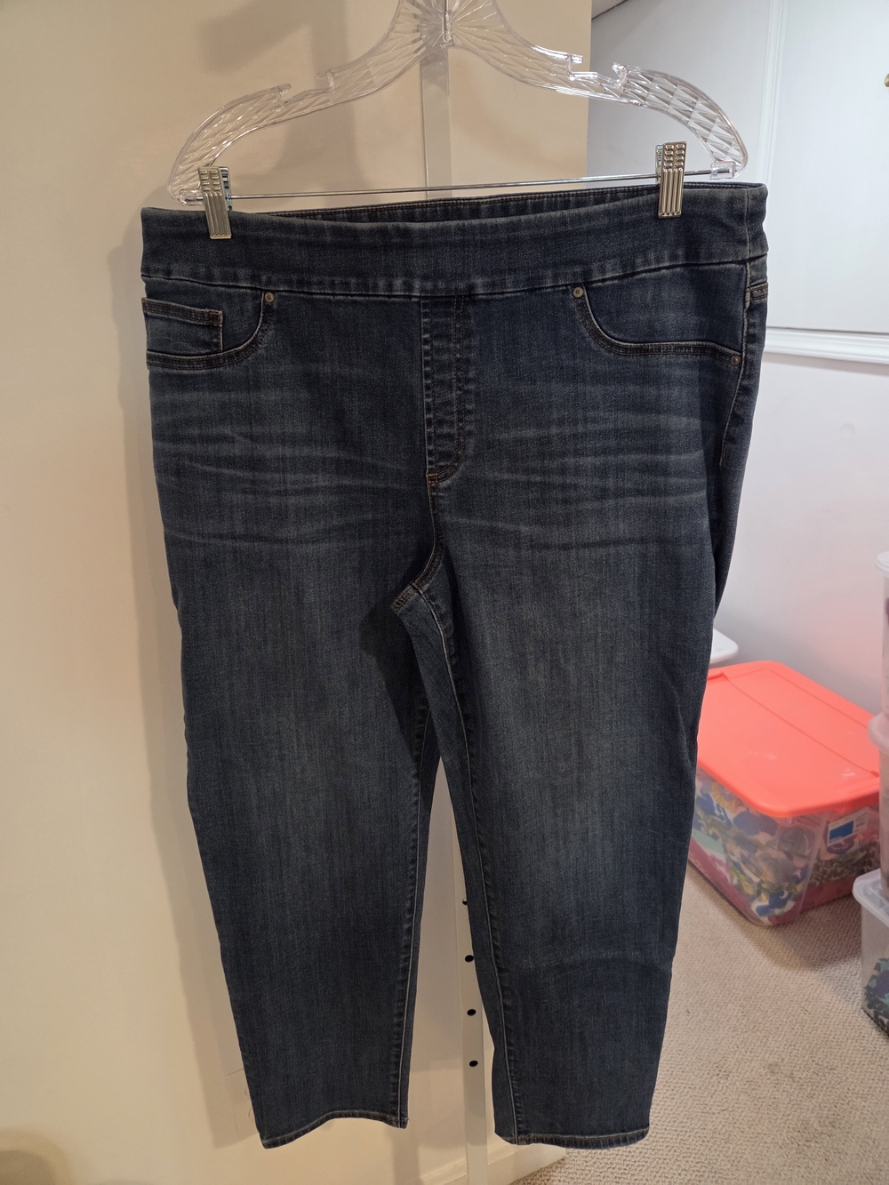 Chico's Dark Blue Stretch Jeggings